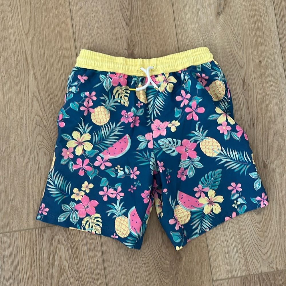 Boys Tommy Bahama swim trunks size L 10/12